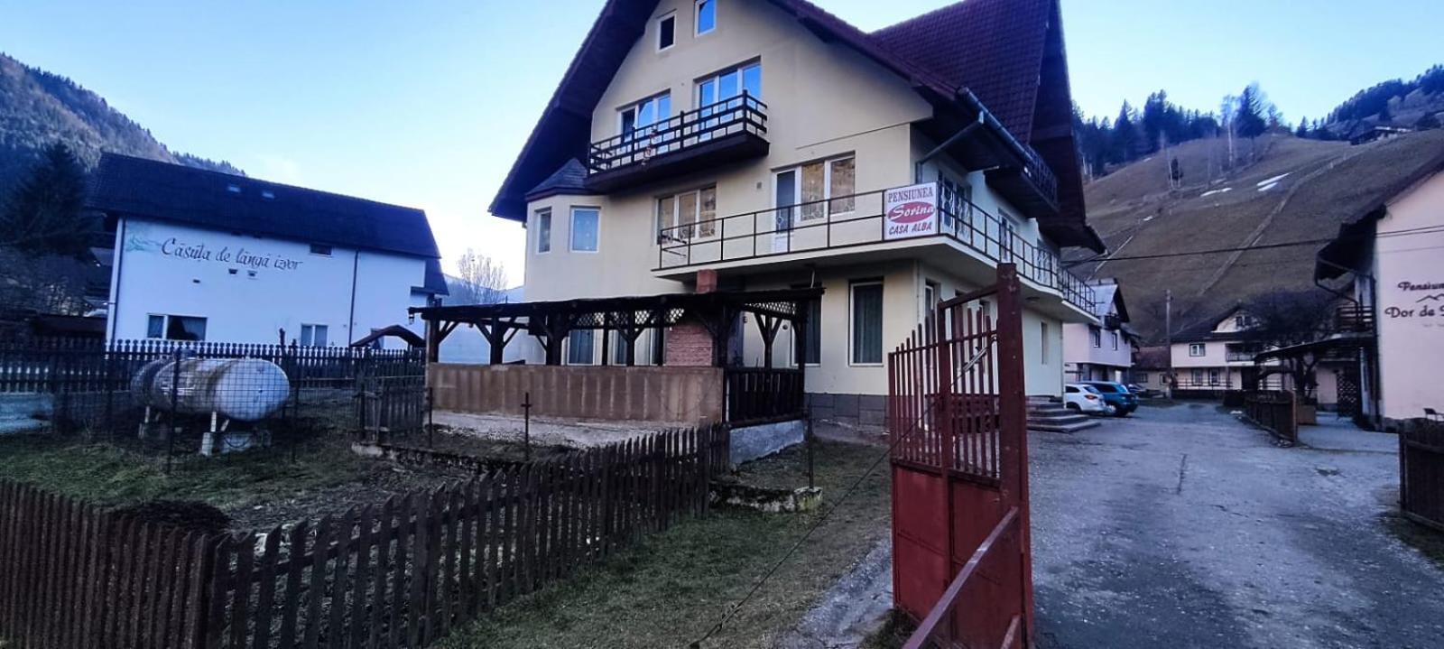 Pensiunea Sorina Casa Alba มัวเยชู เด ซุส ภายนอก รูปภาพ